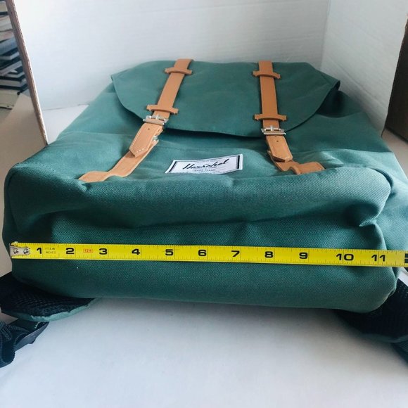 RARE NWT - Herschel Retreat Backpack - Classic | Mid-Volume 19.5 L - Dark Forest - Picture 15 of 17